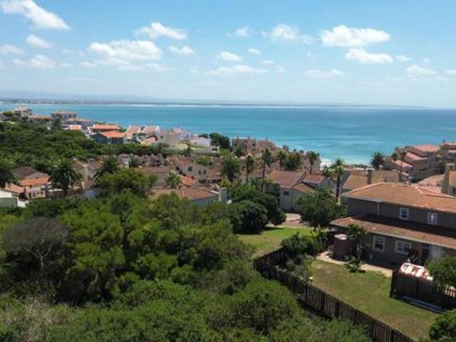 Land for sale in Cape St Francis, Eastern Cape