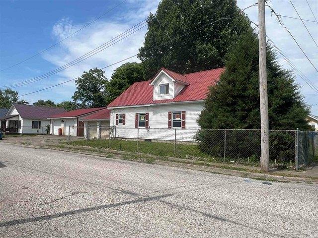 House for sale in Lawrenceville, Illinois