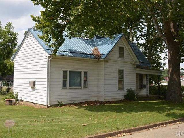 House for sale in Farmington, Missouri