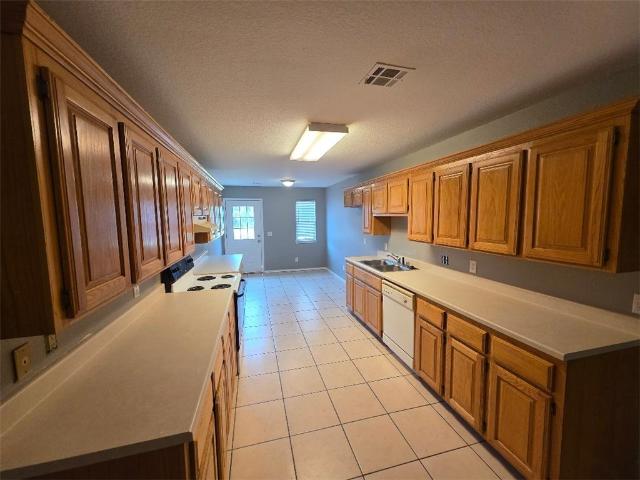 Property for rent in Ark