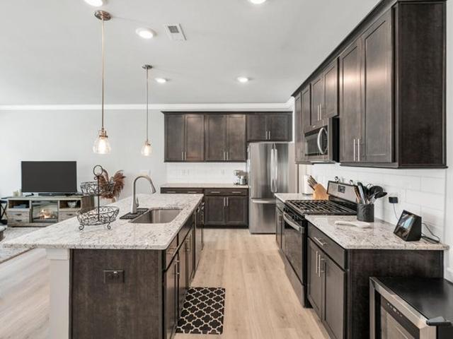 Townhouse for sale in Hillsborough, North Carolina