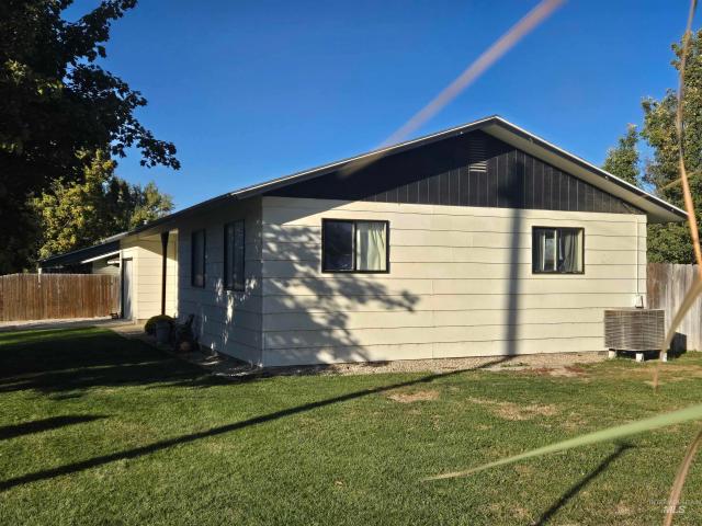 House for sale in New Plymouth, Payette County