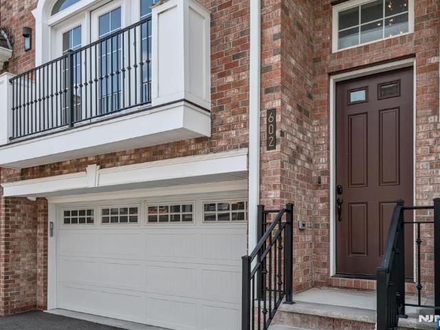 Townhouse for sale in Montvale Townhouse for sale in Montvale