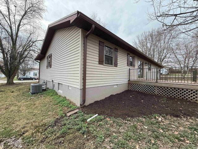 House for sale in Petersburg, Indiana