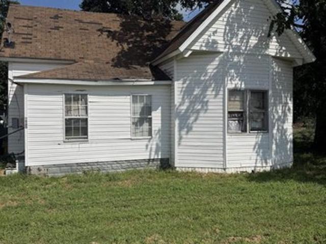 House for sale in Kennett, Missouri