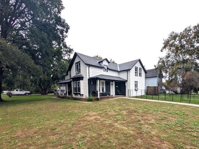 House for sale in Charles City, Floyd County