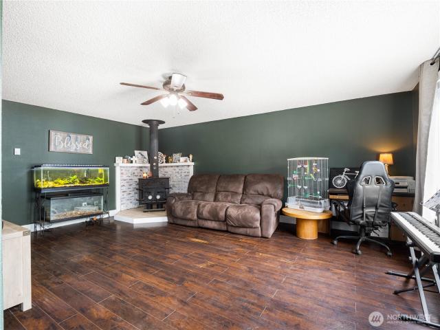House for sale in Thurston, Washington