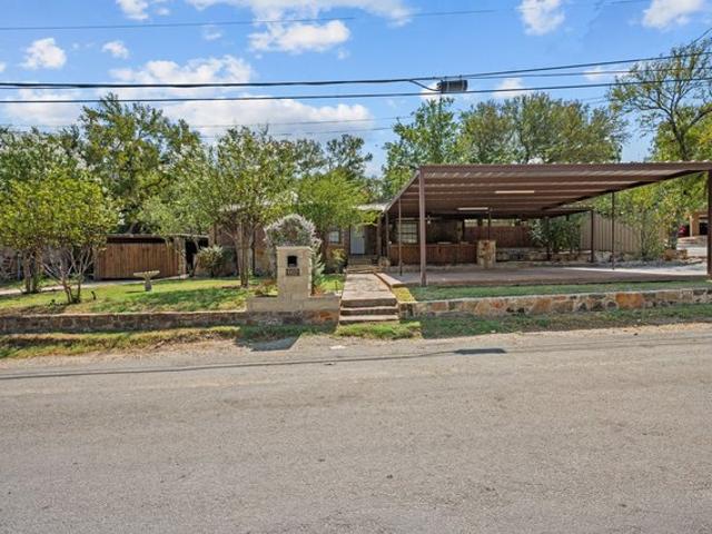 House for sale in Mineral Wells, Texas