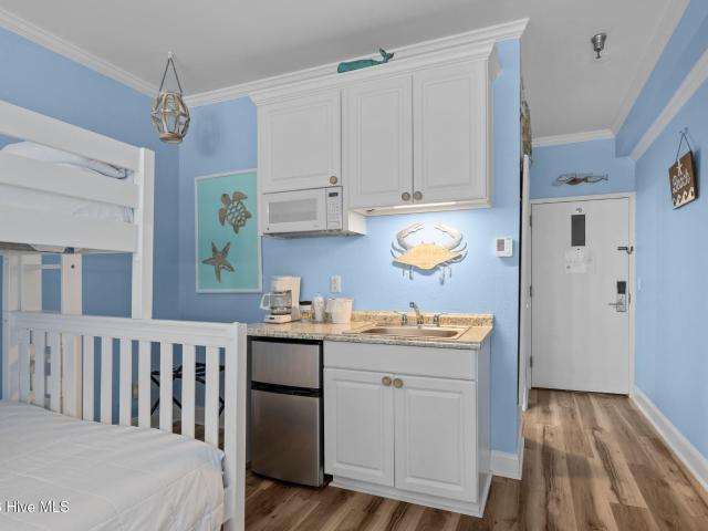 Condo for sale in Atlantic Beach, North Carolina