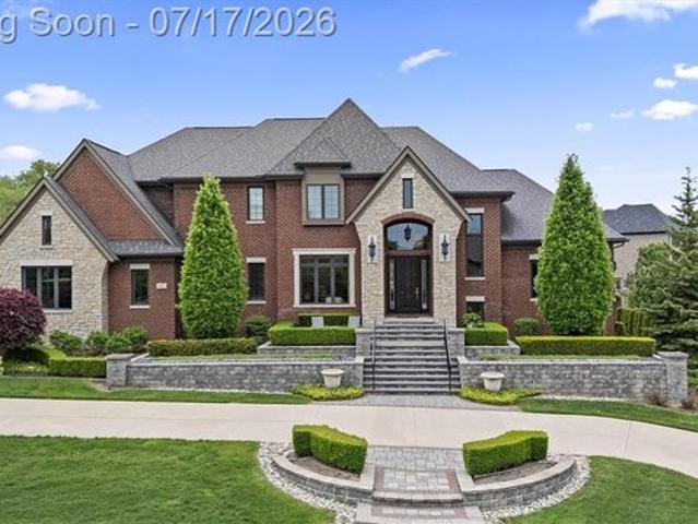 House for sale in Rochester Hills, Michigan
