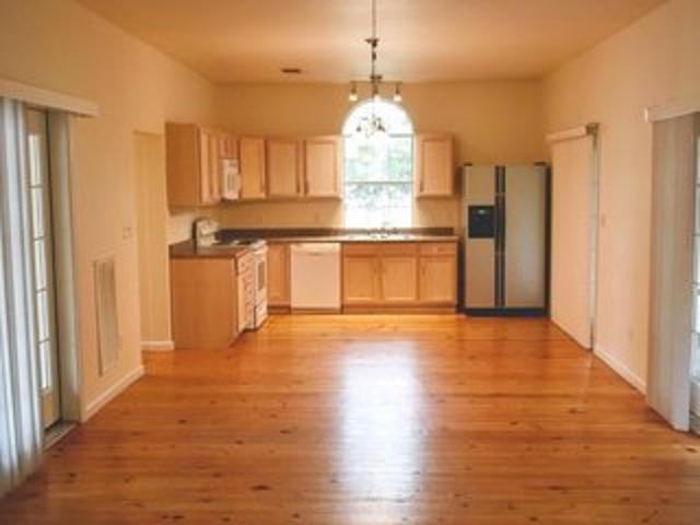 House for sale in Bandera, Bandera County