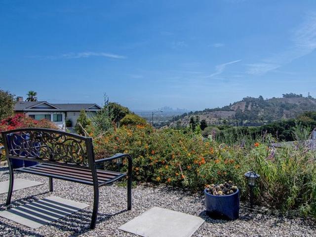 House for sale in Culver City, California