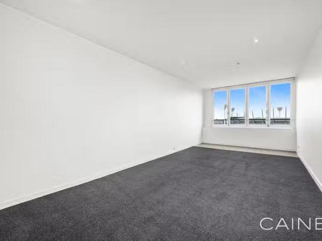 Apartment for rent in East Melbourne