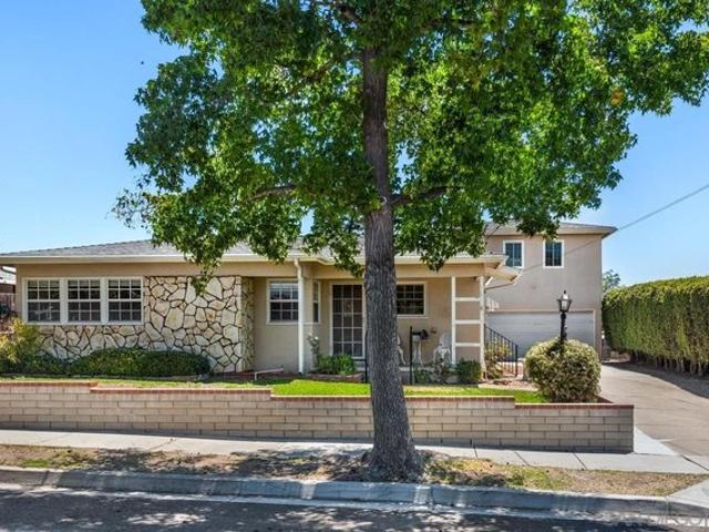 House for sale in La Mesa, California