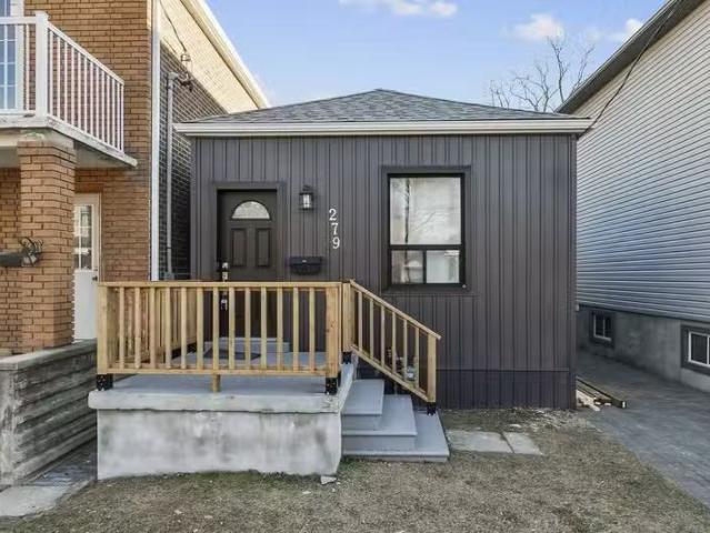 Condo for rent in Woburn, Ontario