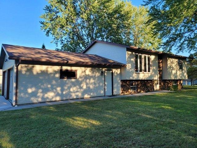 House for sale in Dodge Center, Dodge County