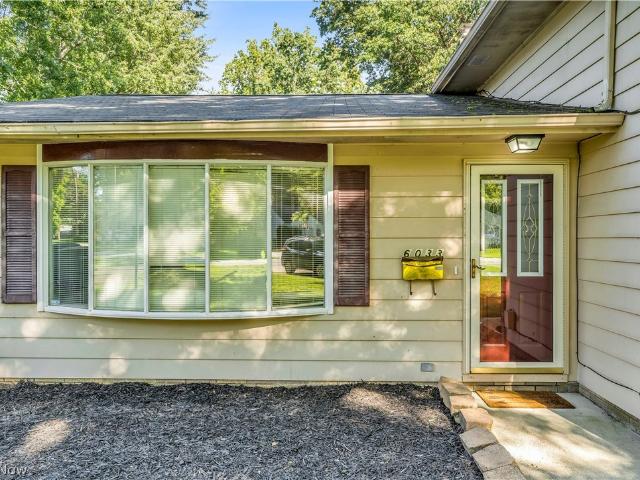 House for sale in Mountain View, Mentor