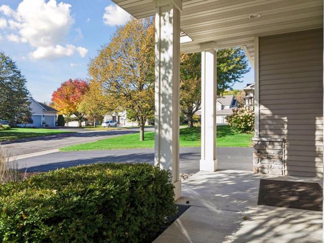 House for sale in Highland Hills, Cottage Grove