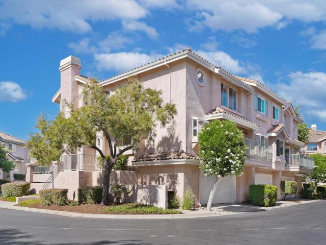Townhouse for sale in Fremont, California