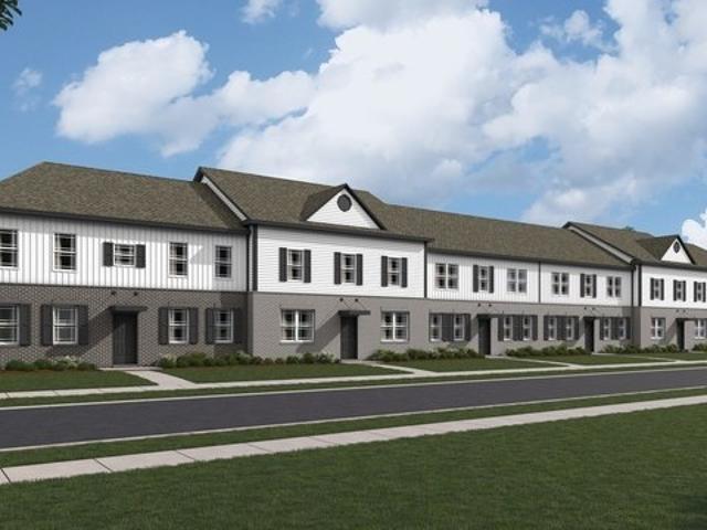 Townhouse for sale in Whitestown, Indiana