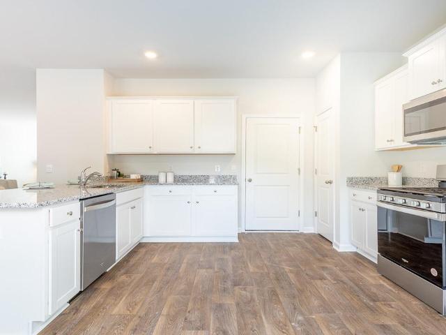 House for sale in Ravenel, South Carolina