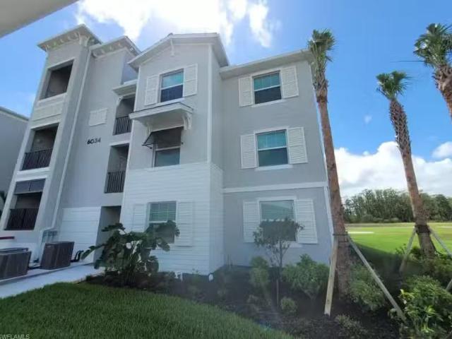 Condo for sale in Naples