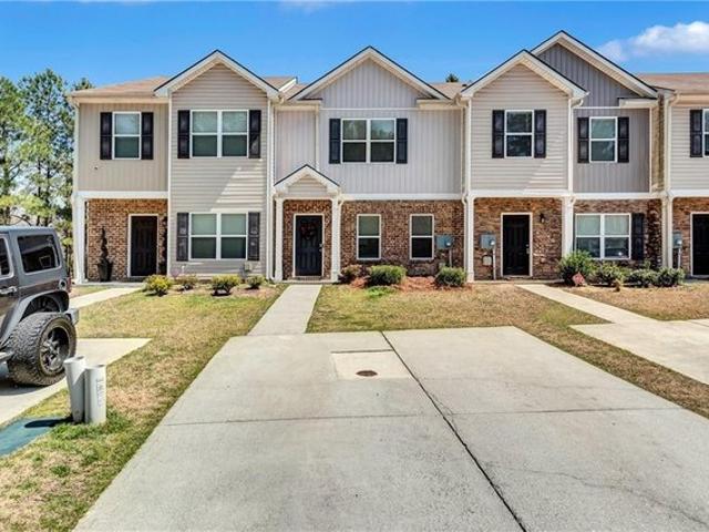 Townhouse for sale in Union City, Fulton County
