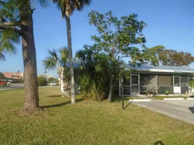 Condo for rent in Cape Coral