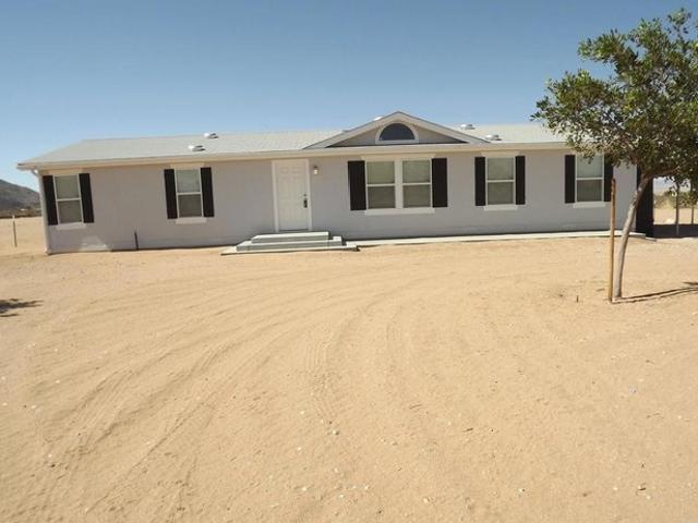 House for sale in Landers, California