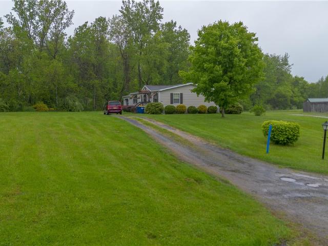 House for sale in Wolcott, New York