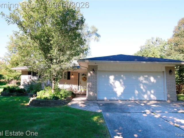 House for sale in Troy, Michigan