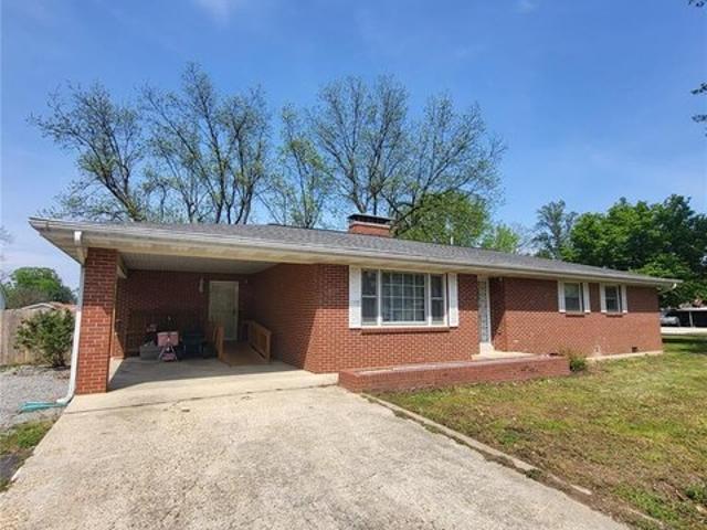 House for sale in Fisk, Missouri