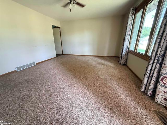 House for sale in Belmond, Iowa
