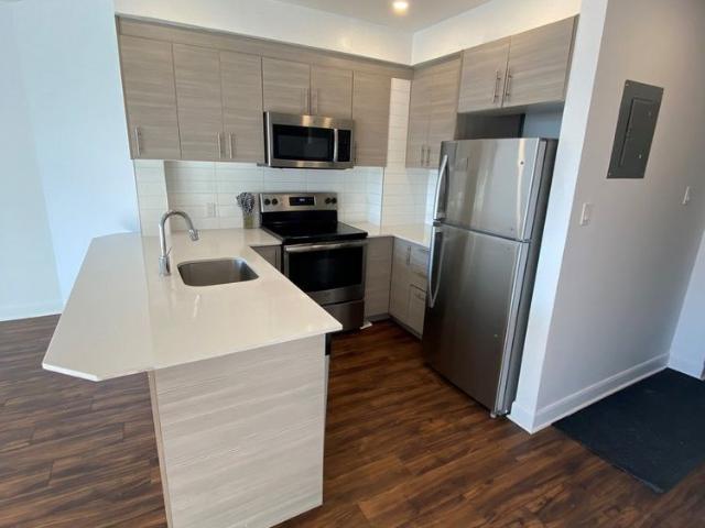 Apartment for rent in Côte-Saint-Luc, Montréal (région administrative)