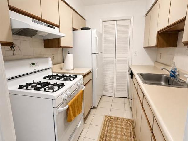 Condo for sale in Hudson, New Jersey