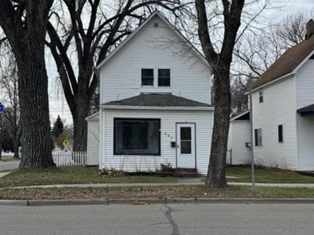 House for sale in Grand Forks, North Dakota