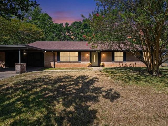 House for sale in Harrison, Texas