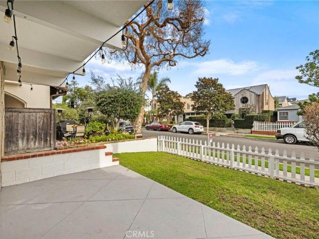 Duplex for sale in Corona Del Mar, California