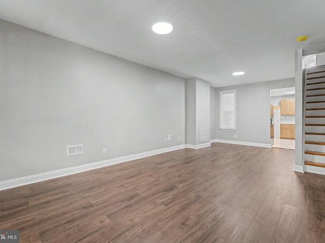 Townhouse for sale in Camden, New Jersey