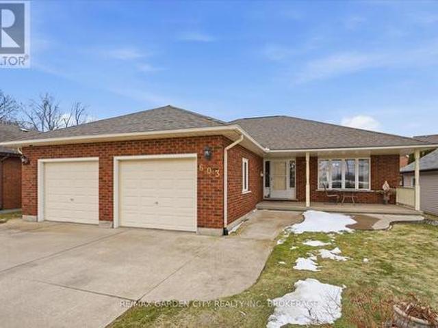 House for sale in Niagara, Ontario