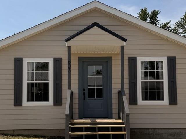 House for sale in Bloomfield, Missouri