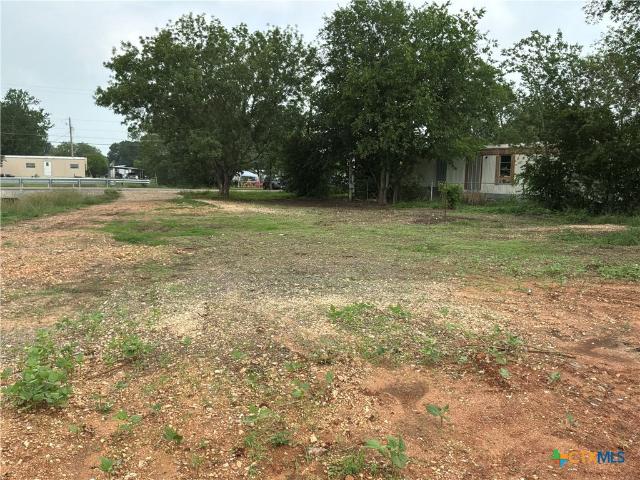 Land for sale in Nixon, Texas