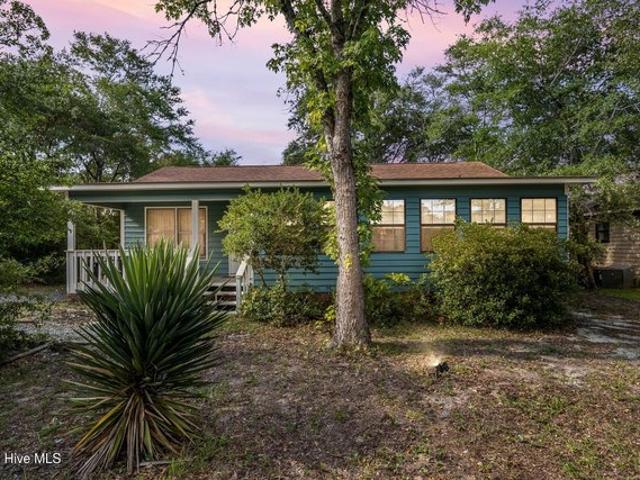House for sale in Oak Island, North Carolina