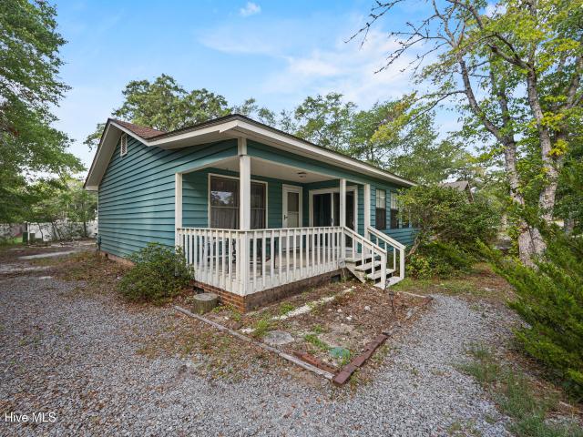 House for sale in Oak Island, North Carolina