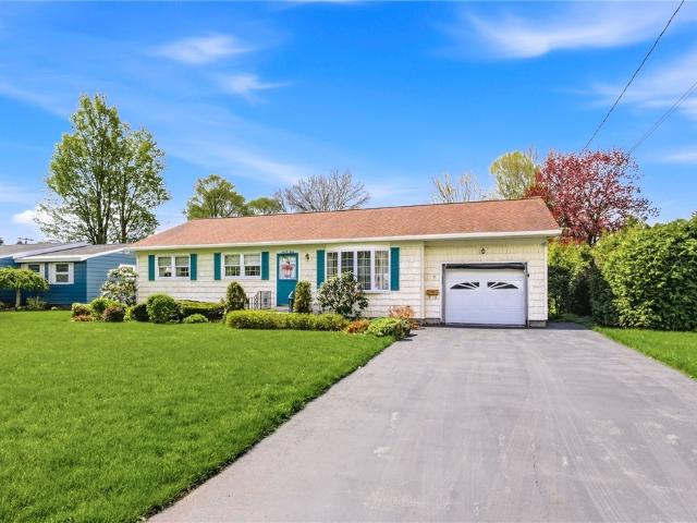 House for sale in Oneida, New York