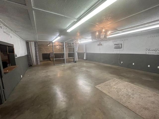 House for sale in Broaddus, Texas