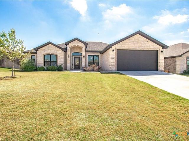 House for sale in Troy, Texas