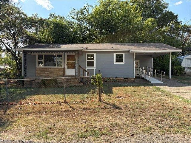 House for sale in Ark