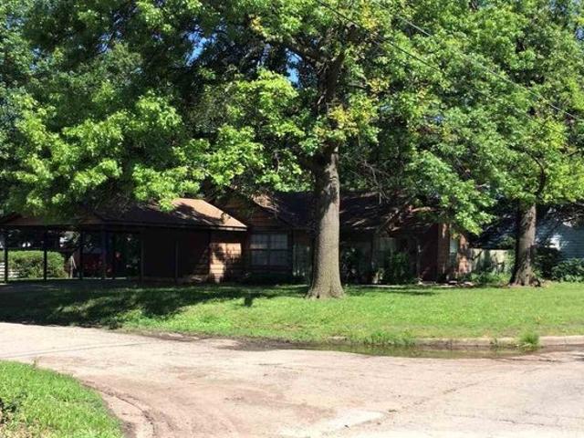 House for sale in Blackwell, Oklahoma
