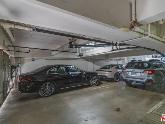 Condo for sale in Beverly Hills, California